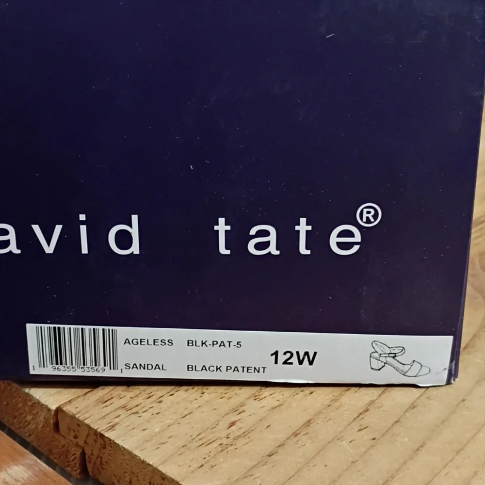 David Tate Black Patent Leather Ageless Sandal Size 12W NWT